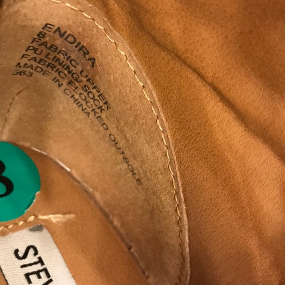 Sold! Steve Madden high tops sz 8 EUC burgundy - Picture 8 of 8